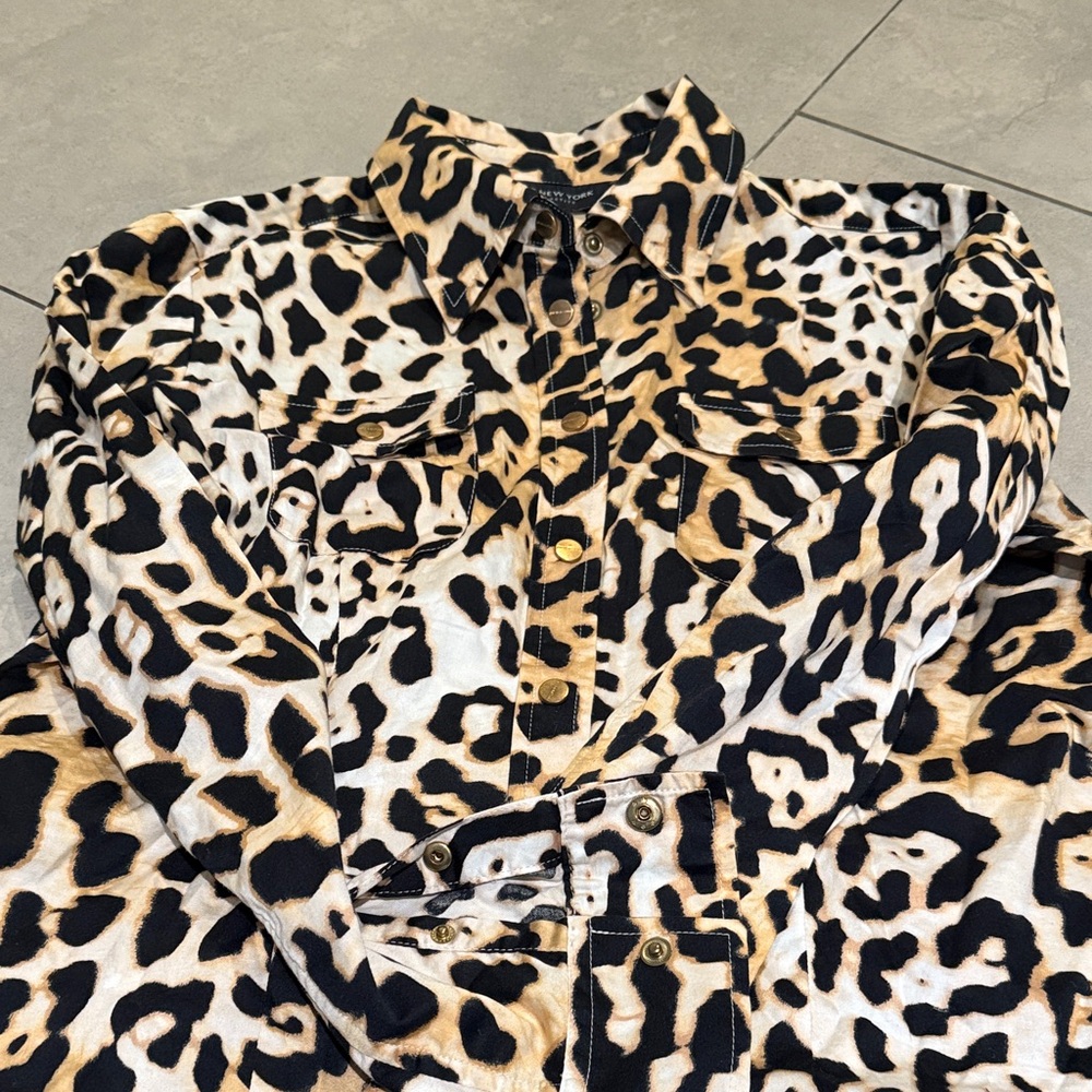 Leopard Print Button-Up Shirt Jacket - Black & Tan